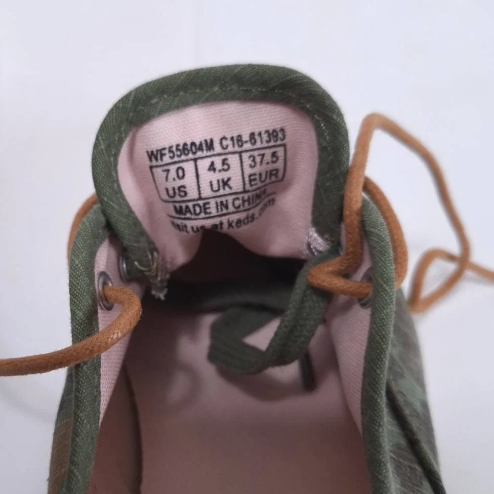 Keds Camouflage Canvas Sneakers Women's Sz 7 Lace Up Low Top‎ Shoes WF55604M NIB